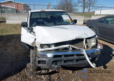 1999 Nissan Frontier Se/Xe из США, поврежденный, VIN 1N6DD26S5XC327218